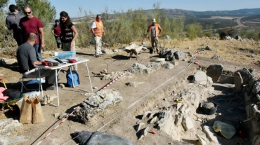 Excavaciones peña de los enamorados Antequera