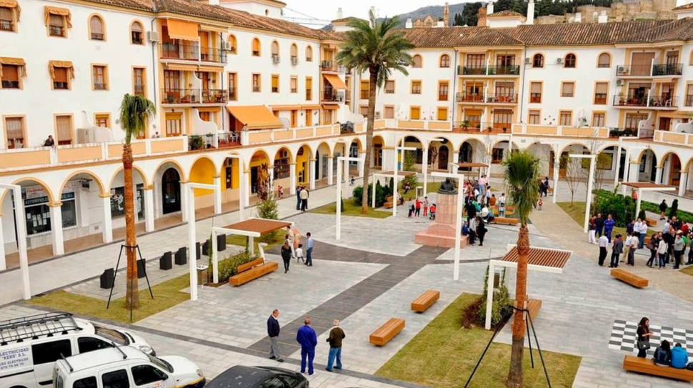 Plaza Fernández Viagas Antequera